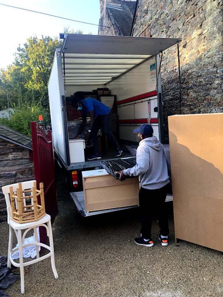 Expédition de colis Bruz