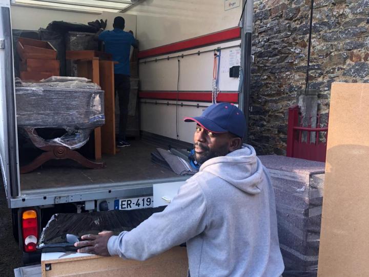 Envoi de colis Cameroun Bruz